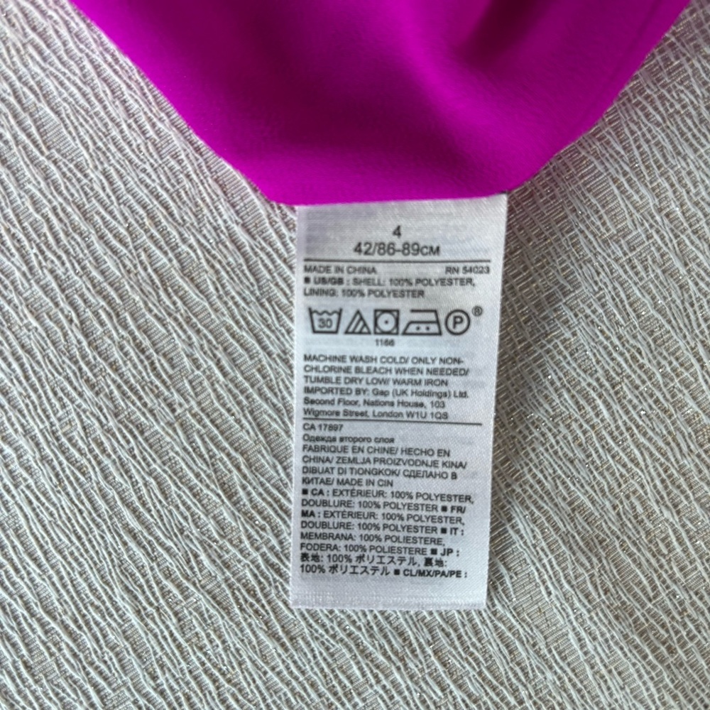 Elegant Banana Republic Magenta V-Neck Bell Sleeve Shift Dress. Size 4 - Picture 5 of 7